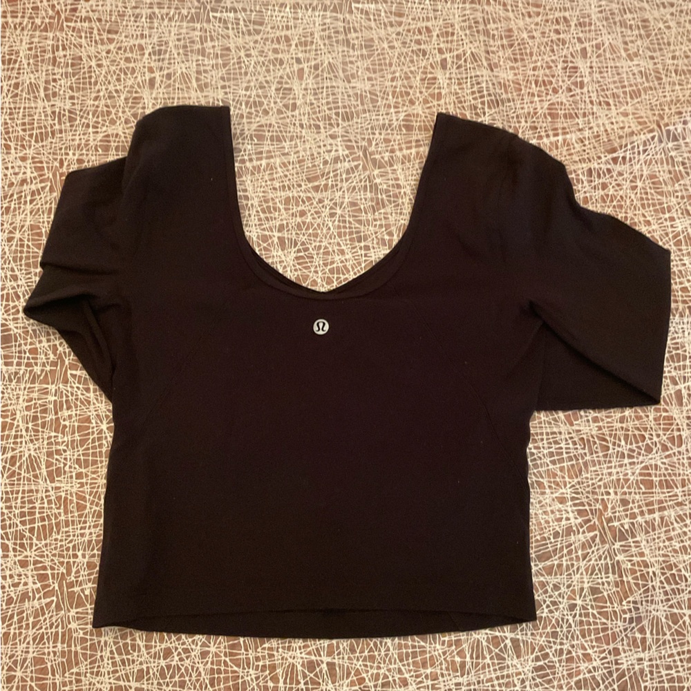 Lululemon athletic tee size 6 like new